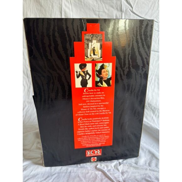 Barbie Cruella De Vil Ruthless in Red Great Villains 101 Dalmatians - Picture 2 of 3